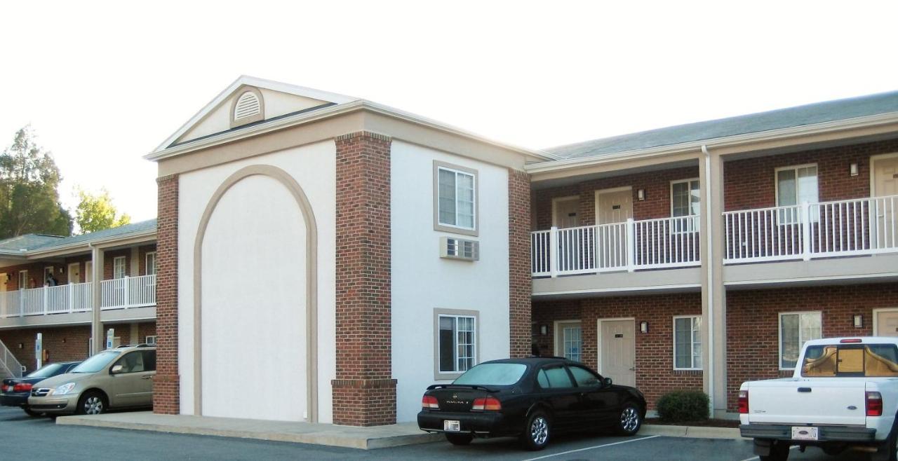 Affordable Suites Burlington Exterior photo
